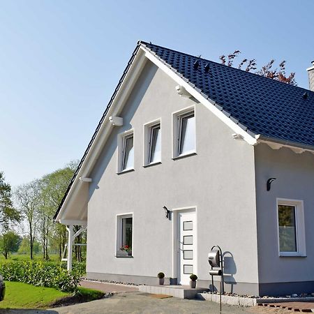 Ferienwohnung Sellin Am Seepark Exterior photo