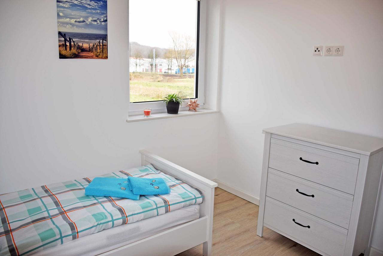 Ferienwohnung Sellin Am Seepark Exterior photo
